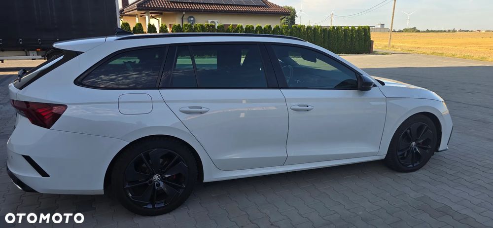 Skoda Octavia 2.0 TDI DSG RS - 6
