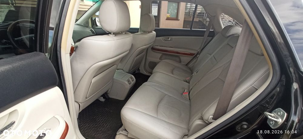 Lexus RX - 11