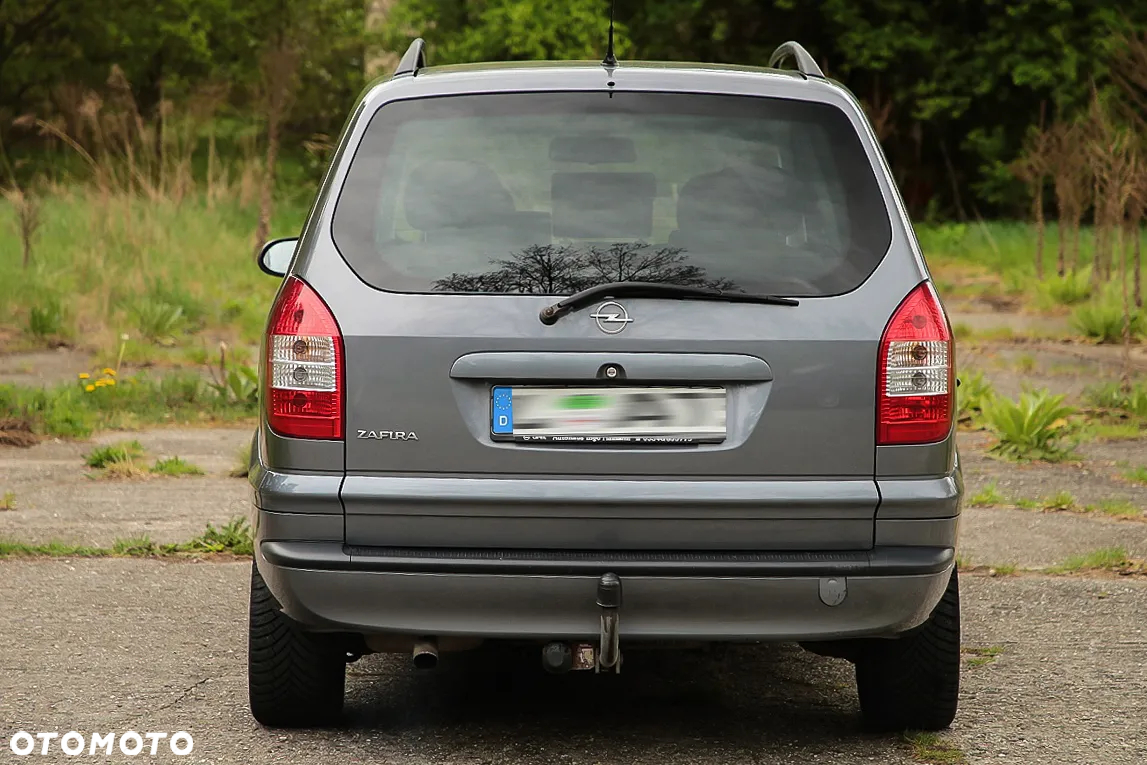 Opel Zafira - 9