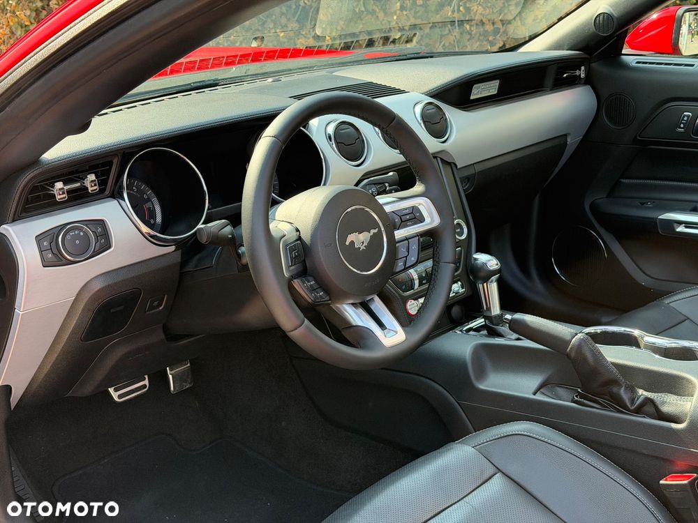 Ford Mustang - 18