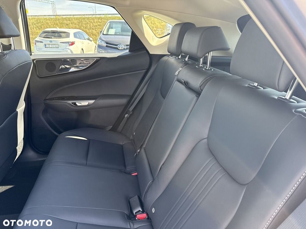 Lexus NX 350h Prestige 2WD - 14