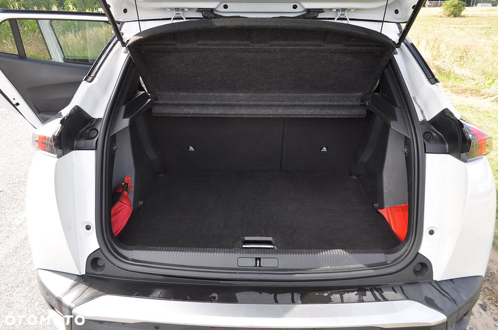 Peugeot 2008 1.5 BlueHDi GT Line S&S - 16