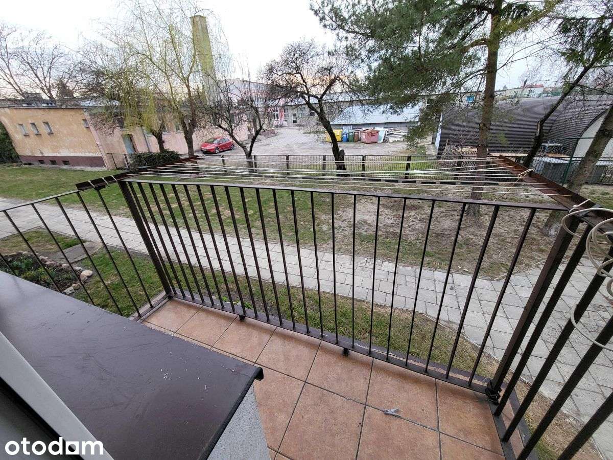 WYREMONTOWANA KAWALERKA NA PARTERZE - 36 m2 | Cheł