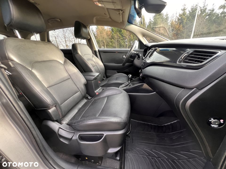 Kia Carens 1.7 CRDi Spirit - 16