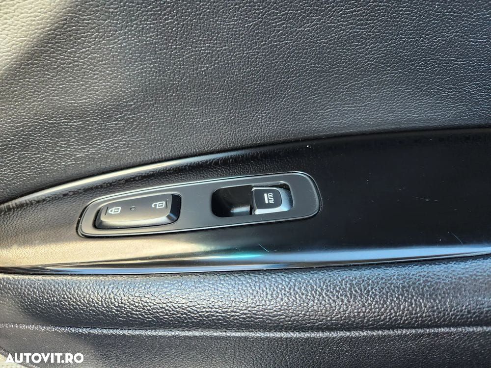 Kia Optima 1.7 DSL 7DCT Comfort - 34