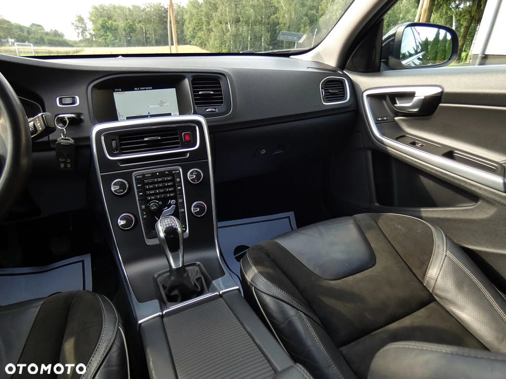 Volvo S60 D4 R-Design Summum - 31