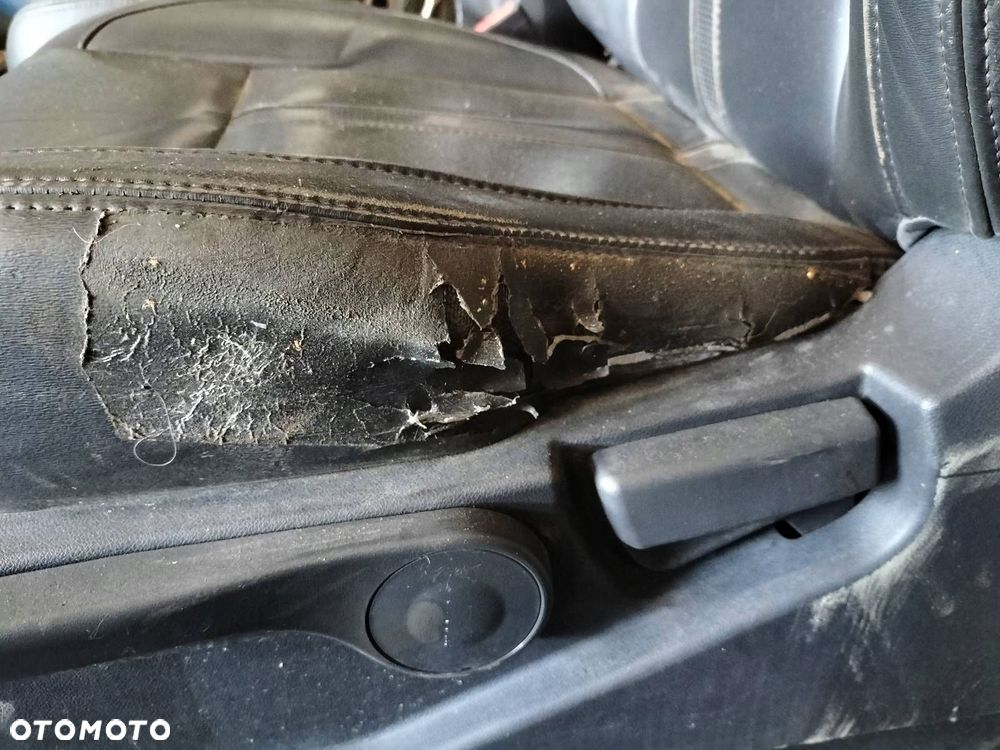 FOTELE KOMPLET LEWY PRAWY KANAPA TYŁ RENAULT KOLEOS I - 29