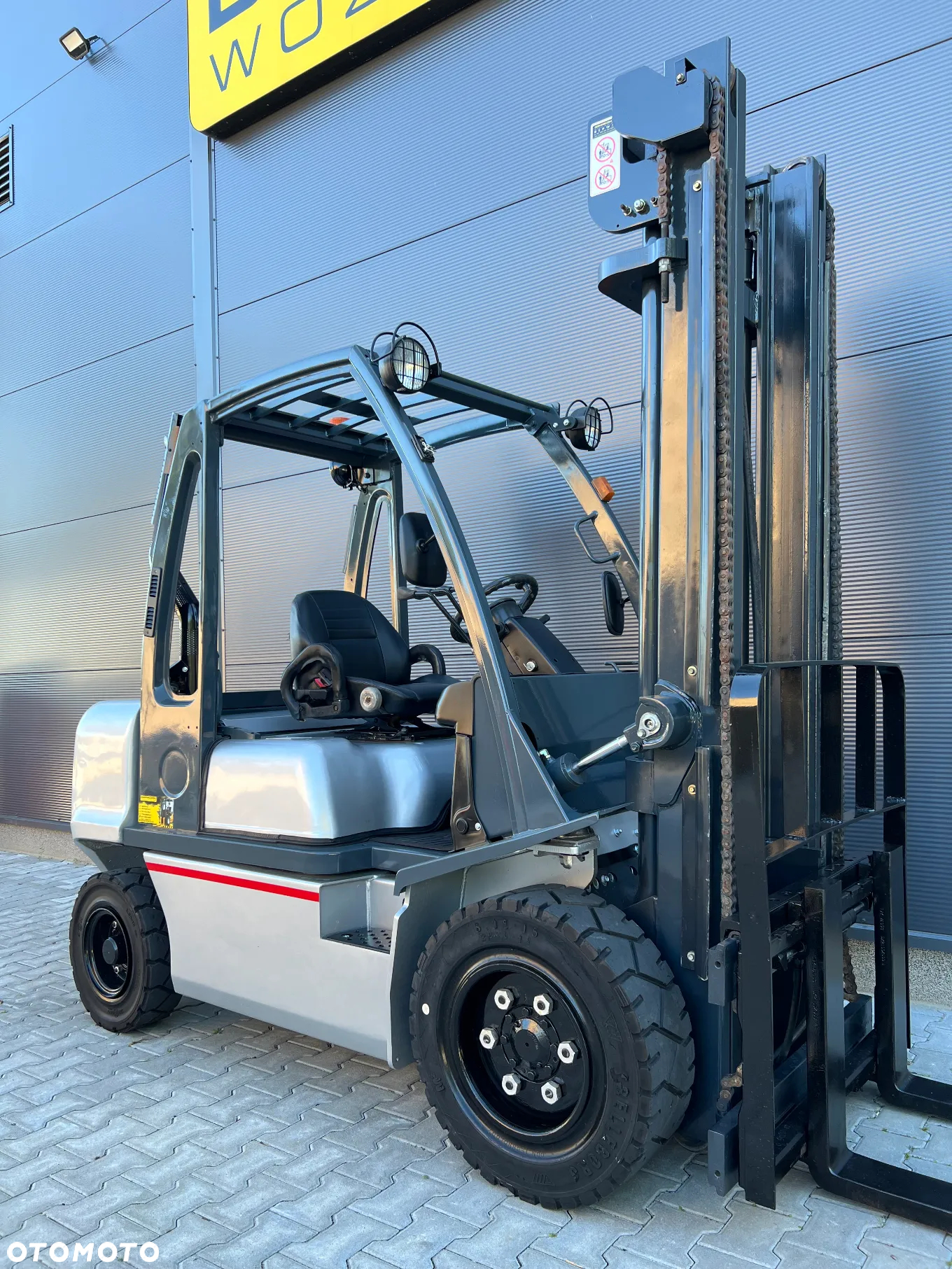 Nissan FGD02A30Q - 3