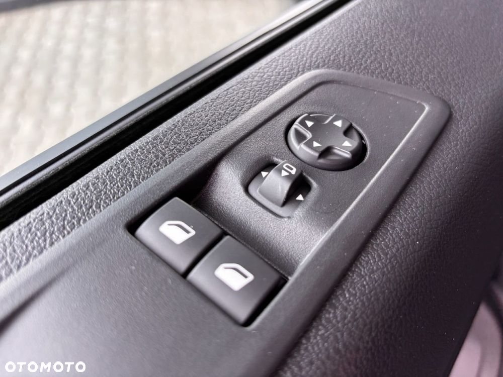 Opel Vivaro - 15