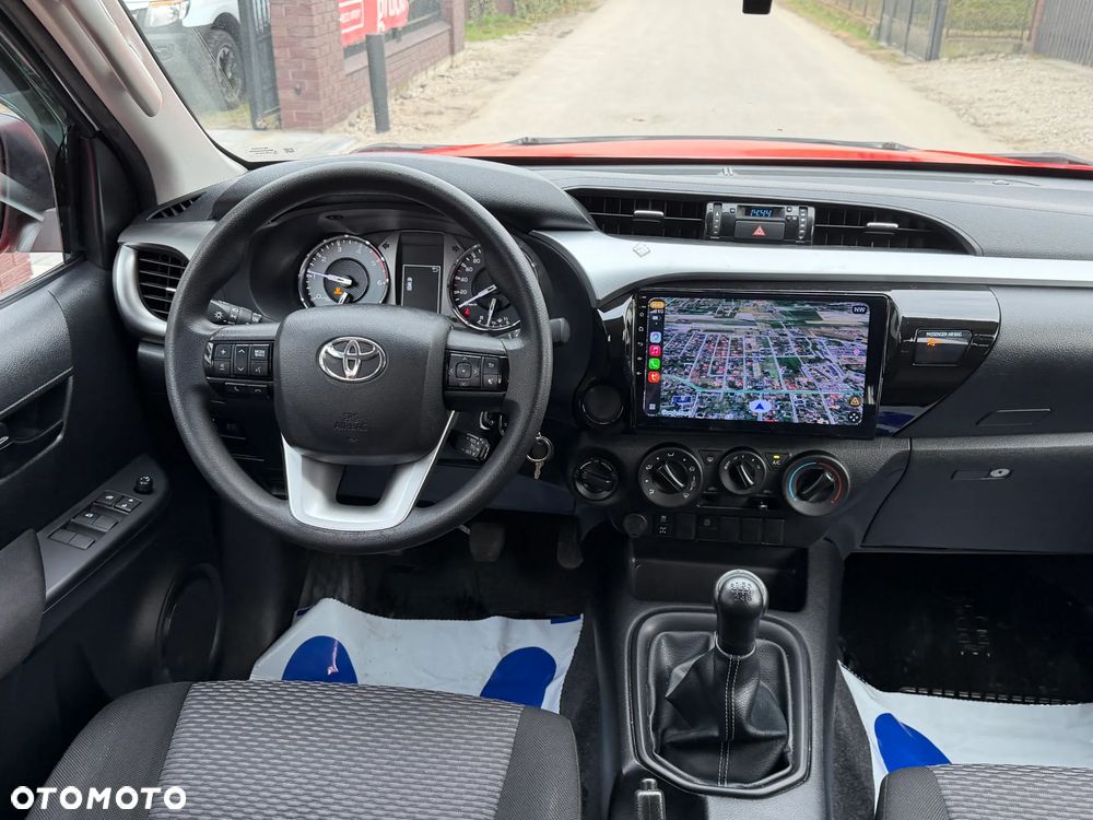 Toyota Hilux 2.4 D-4D Double Cab DLX 4x4 - 9