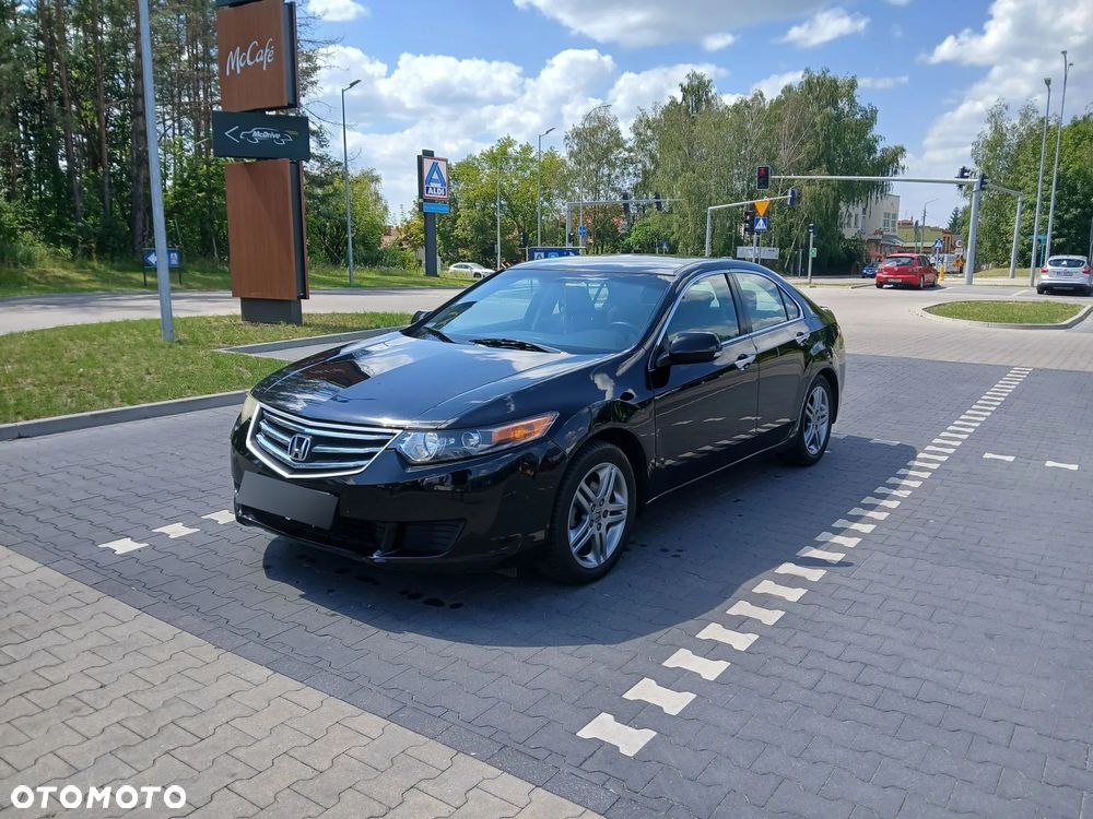 Honda Accord - 1