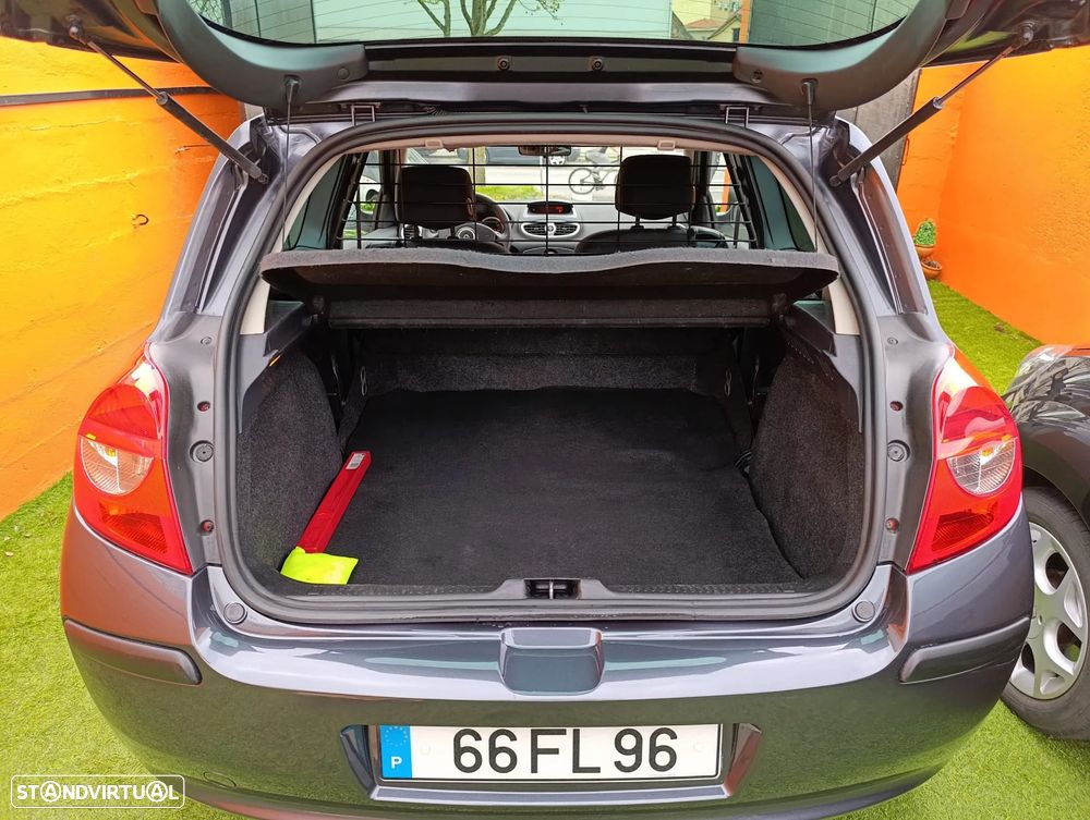 Renault Clio 1.5 DCI Dinamique - 11