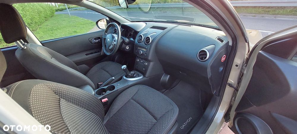 Nissan Qashqai 1.6 acenta - 11