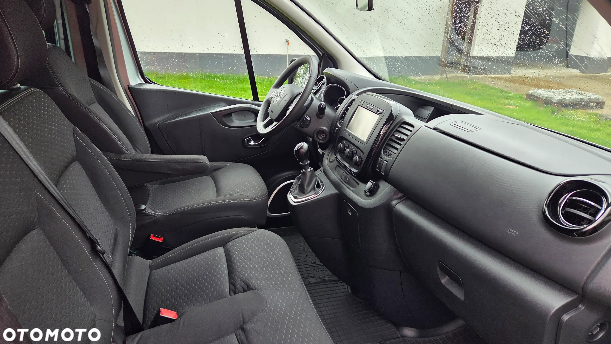 Opel Vivaro - 7