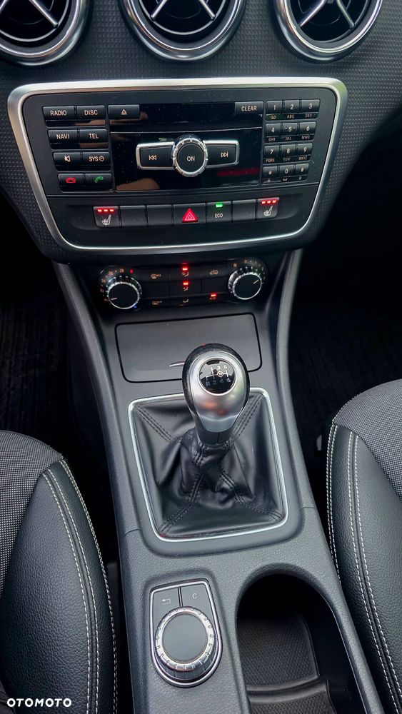 Mercedes-Benz Klasa A 180 BlueEfficiency Edition - 12