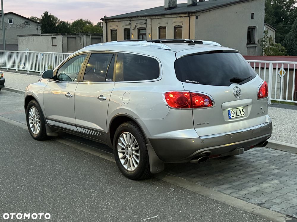 Buick Enclave - 3