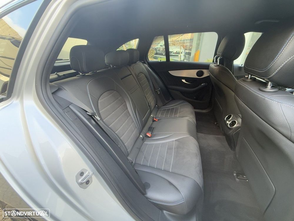 Mercedes-Benz C 300 e AMG Line - 21