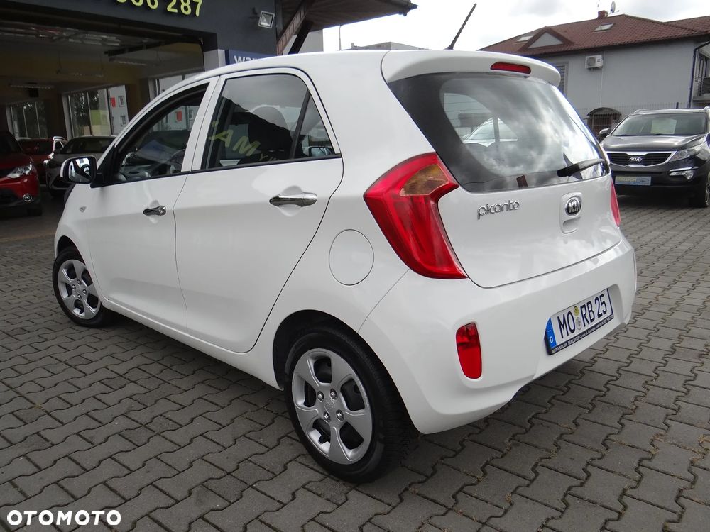 Kia Picanto 1.0 Dream Team Edition - 19