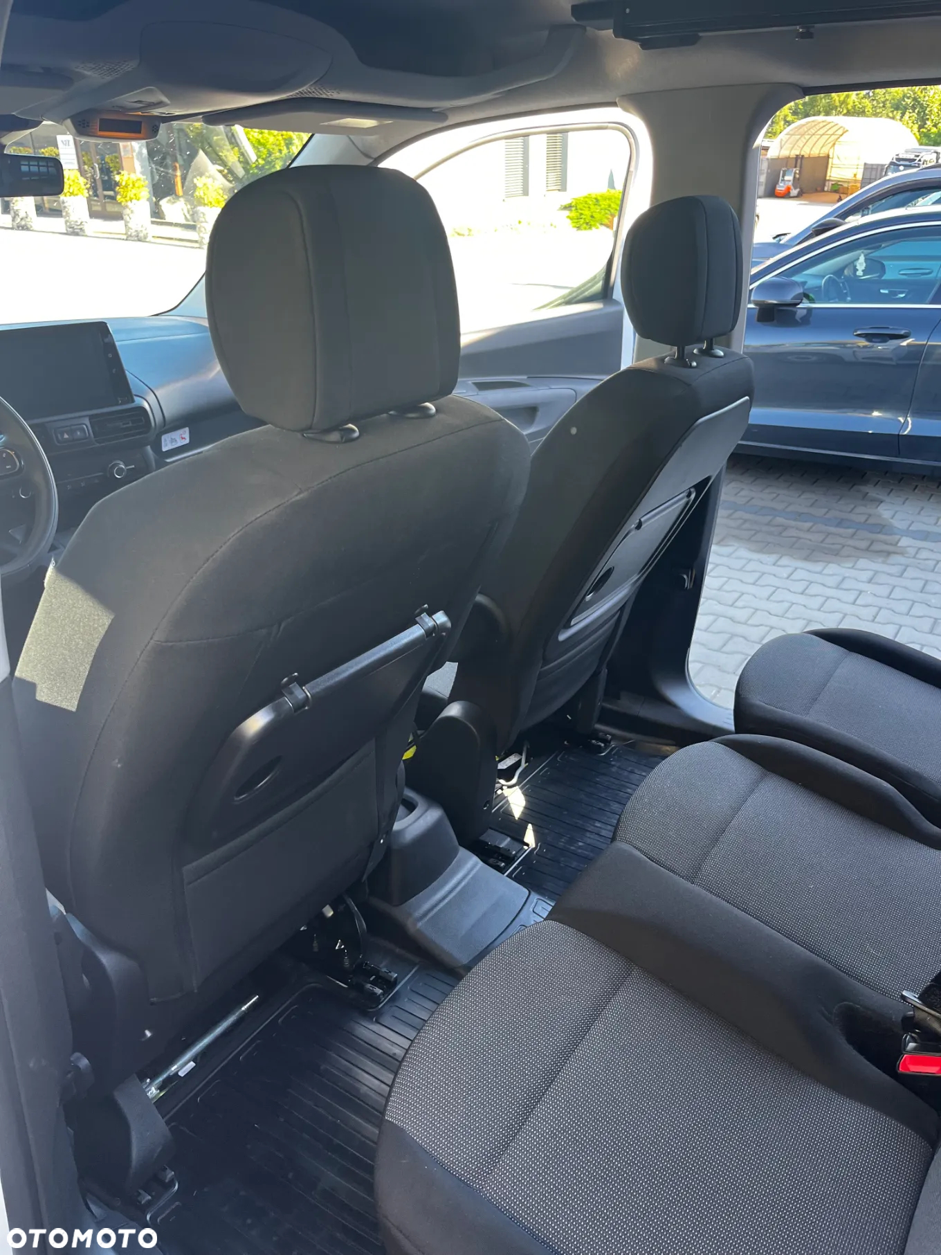 Toyota Proace City 1.5 D-4D Long 2,4t Active (bryg.) - 22
