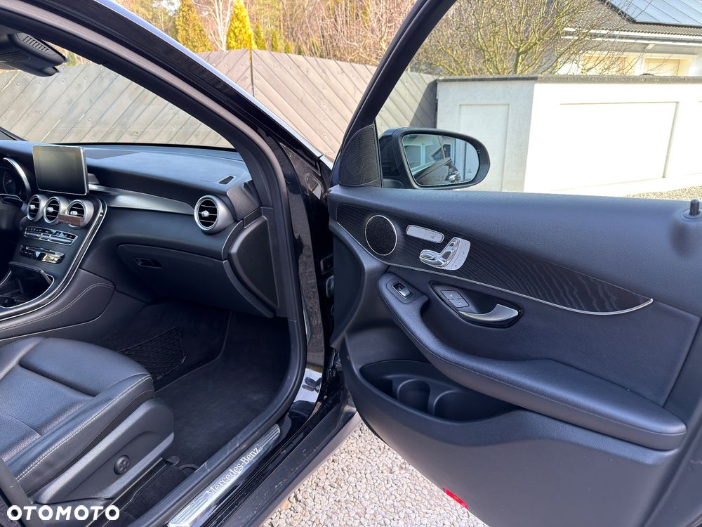 Mercedes-Benz GLC 300 4Matic 9G-TRONIC Exclusive - 7