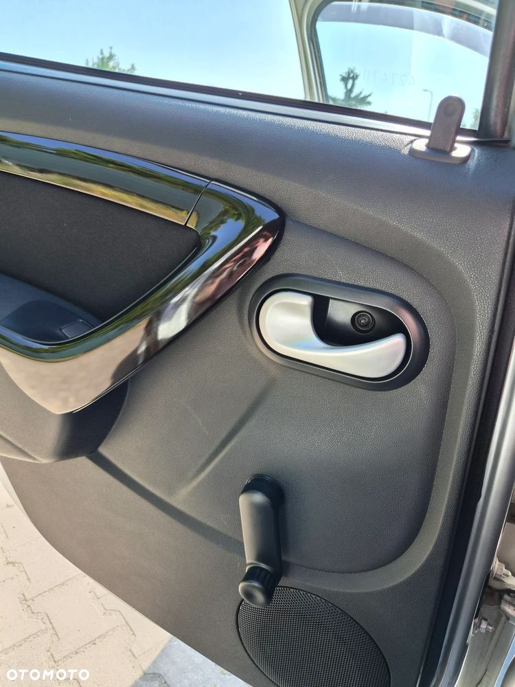 Dacia Duster - 8