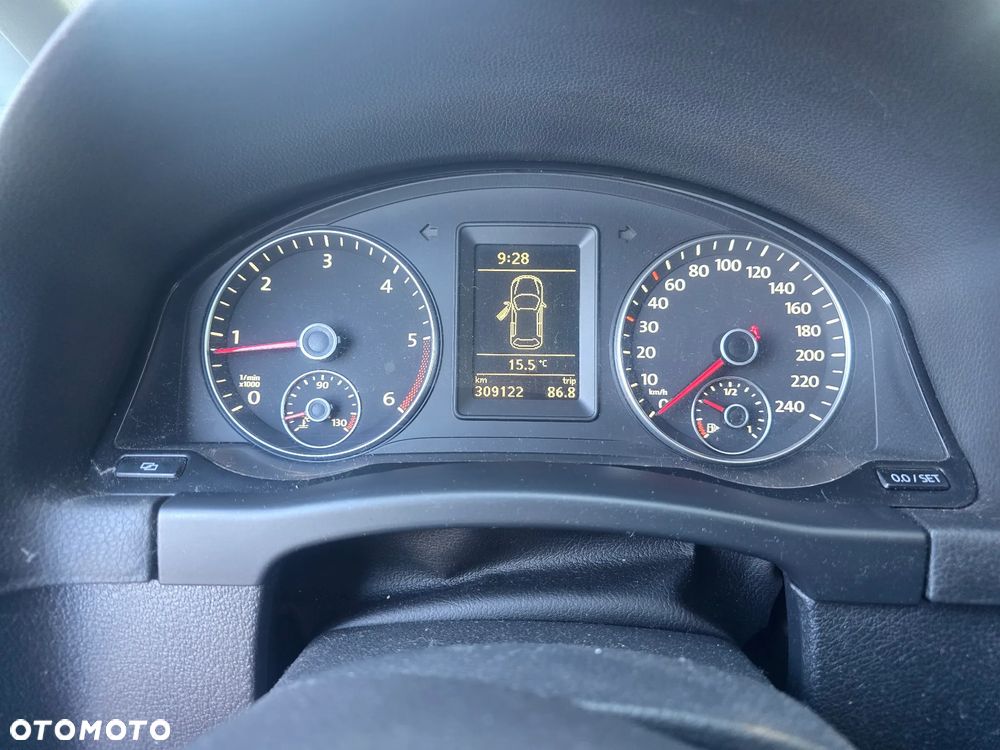 Volkswagen Golf Plus 1.6 TDI Highline - 13