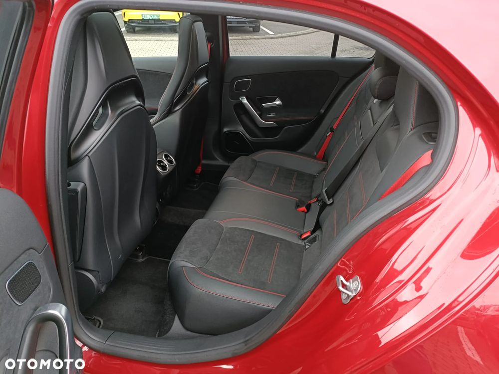 Mercedes-Benz Klasa A 45 S AMG 4-Matic 8G-DCT - 29