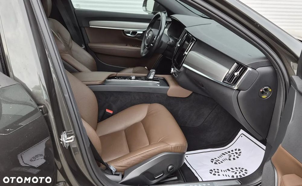 Volvo V90 B4 D Geartronic Momentum Pro - 32