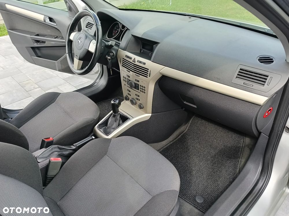 Opel Astra 1.8 Edition - 11
