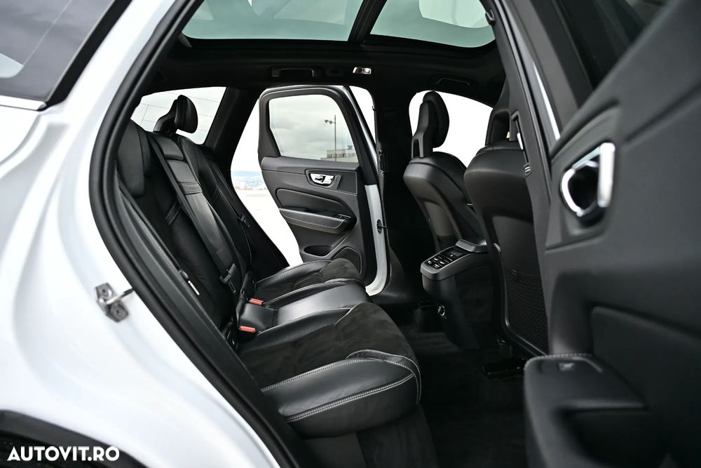 Volvo XC 60 D4 AWD Geartronic RDesign - 21