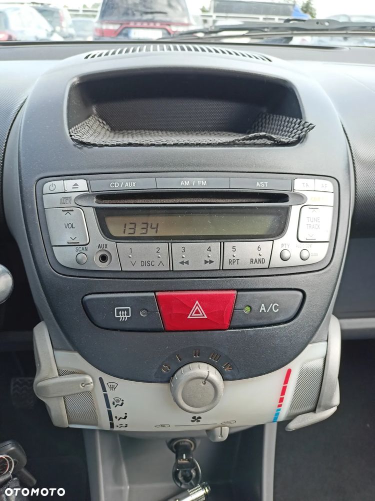 Toyota Aygo - 10