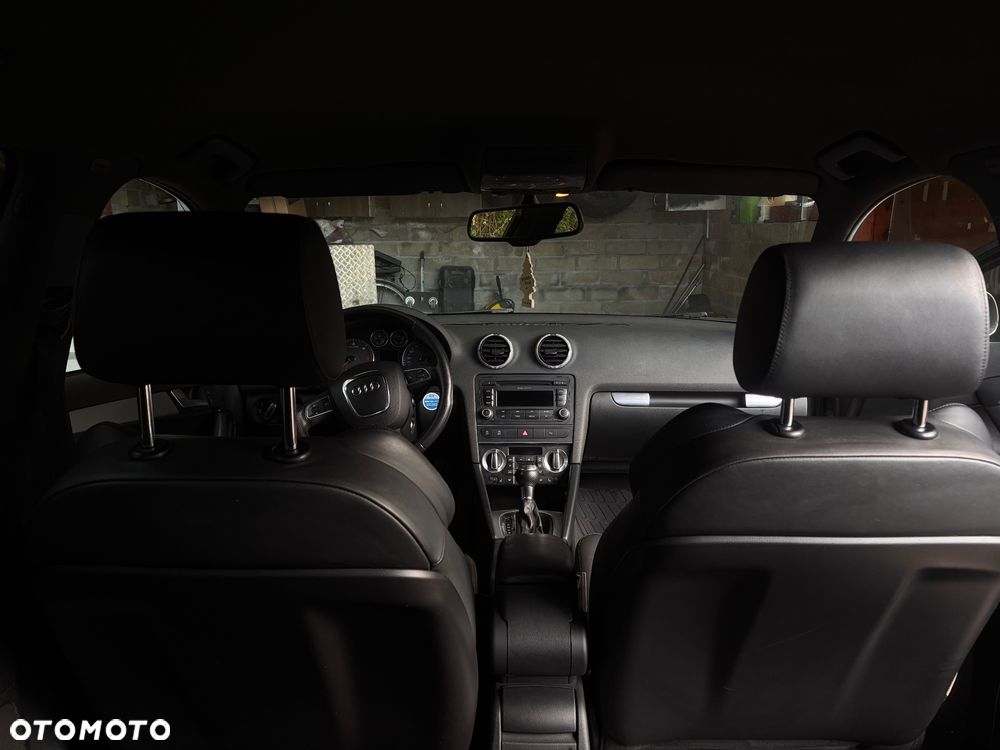 Audi A3 Sportback 2.0 TDI DPF Ambition S tronic - 15