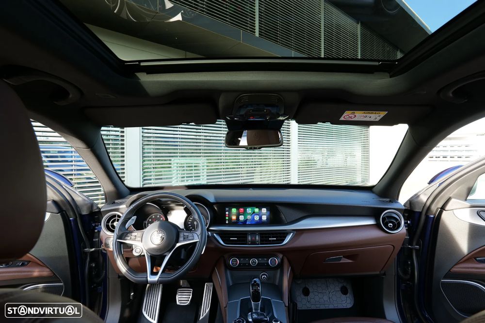 Alfa Romeo Stelvio 2.0 T Veloce Q4 AT8 - 35