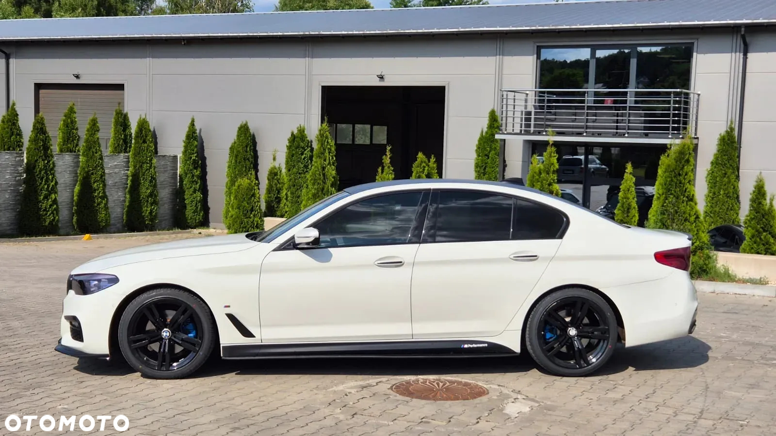 BMW Seria 5 520d xDrive - 4