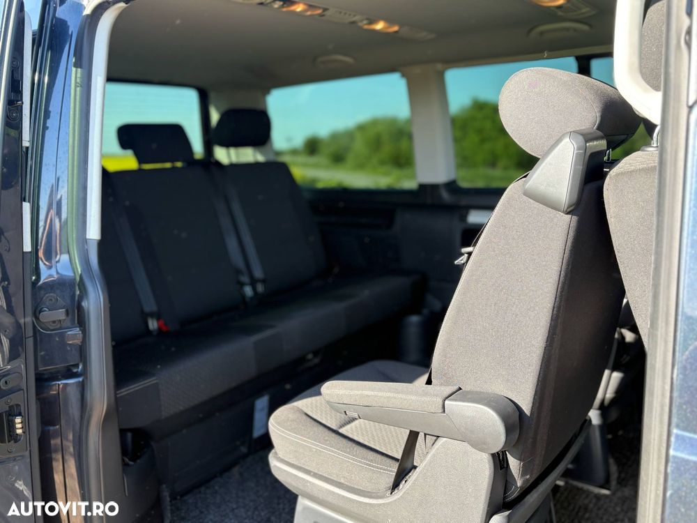 Volkswagen Multivan - 20