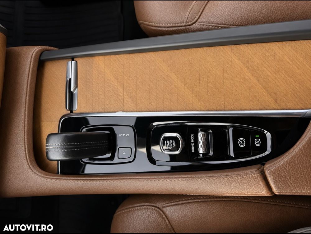 Volvo XC 90 B5 MHEV AWD 7 locuri Momentum Pro - 20
