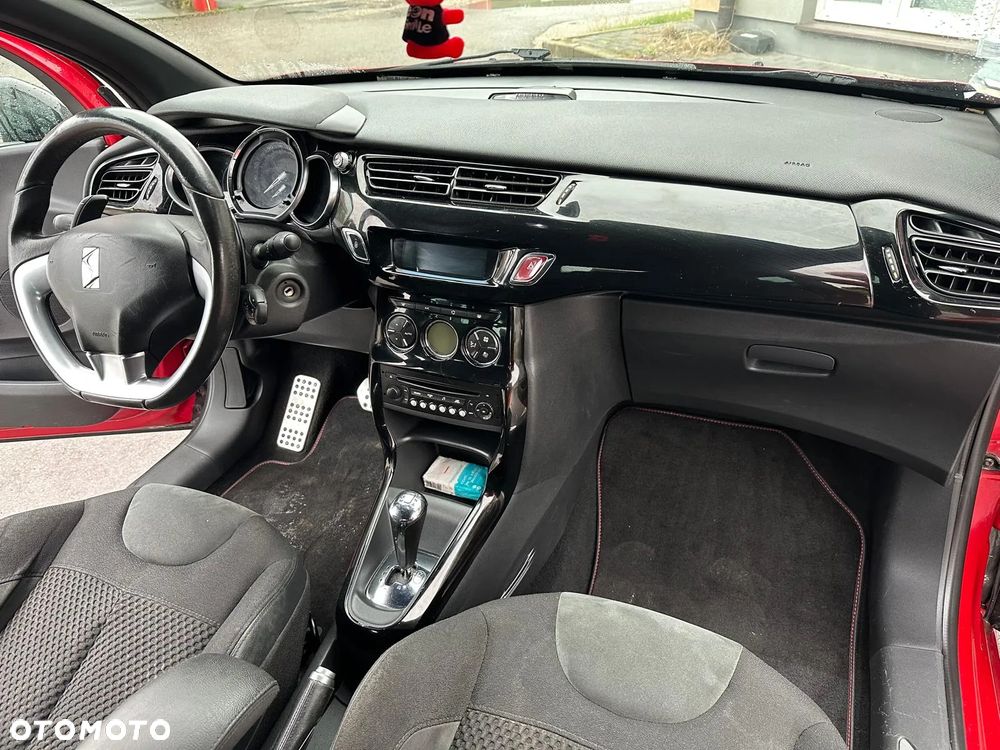 Citroën DS3 Cabrio e-HDi 90 FAP EGS6 SoChic - 21