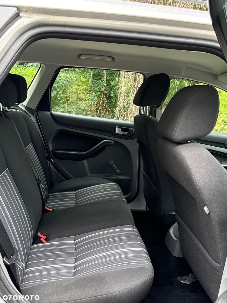 Ford Focus 1.8 FF Platinium X - 10