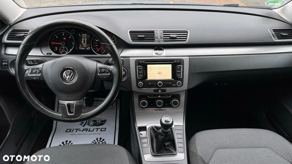 Volkswagen Passat Variant 2.0 TDI BlueMotion Technology Comfortline - 19