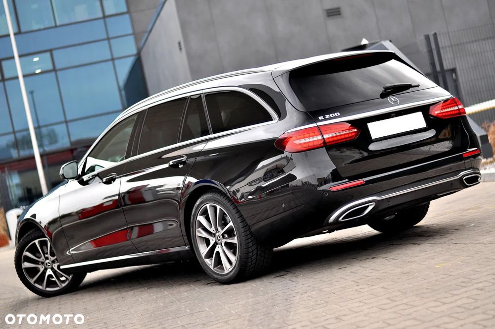 Mercedes-Benz Klasa E 200 9G-TRONIC Avantgarde - 12