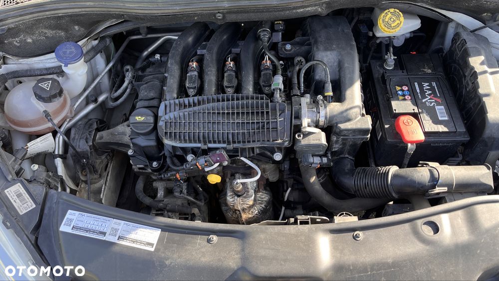 Peugeot 208 - 7