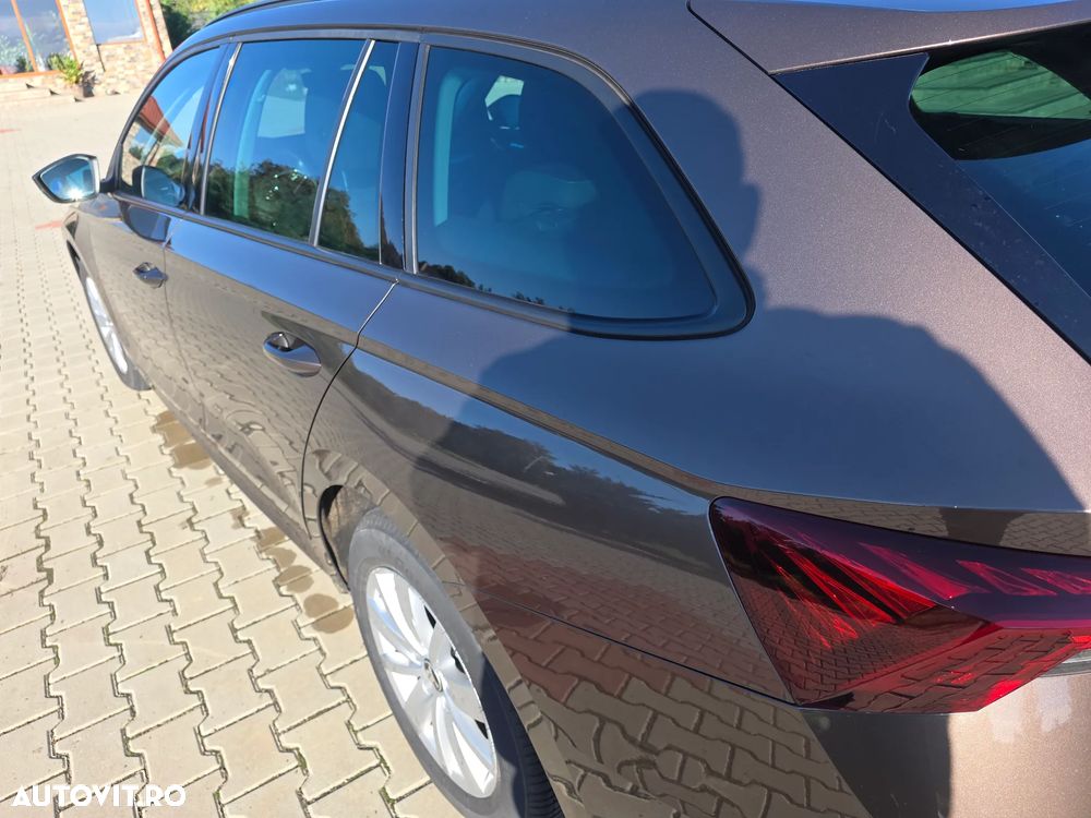 Skoda Octavia Combi Diesel 2.0 TDI DSG Style - 35