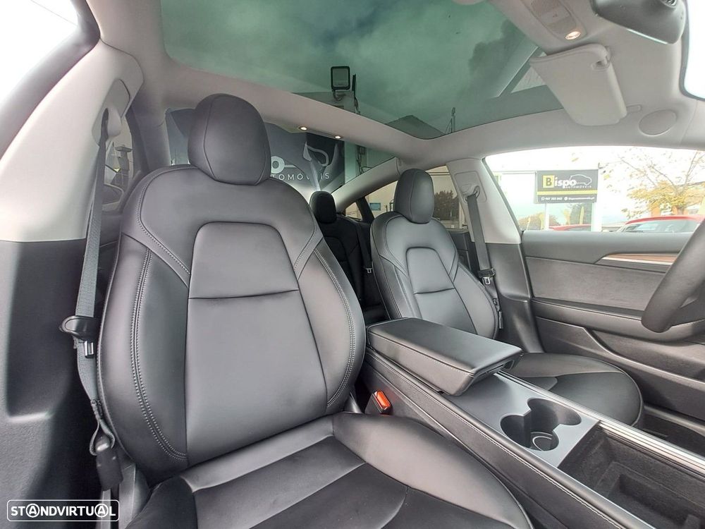 Tesla Model 3 Standard Range Plus RWD - 11