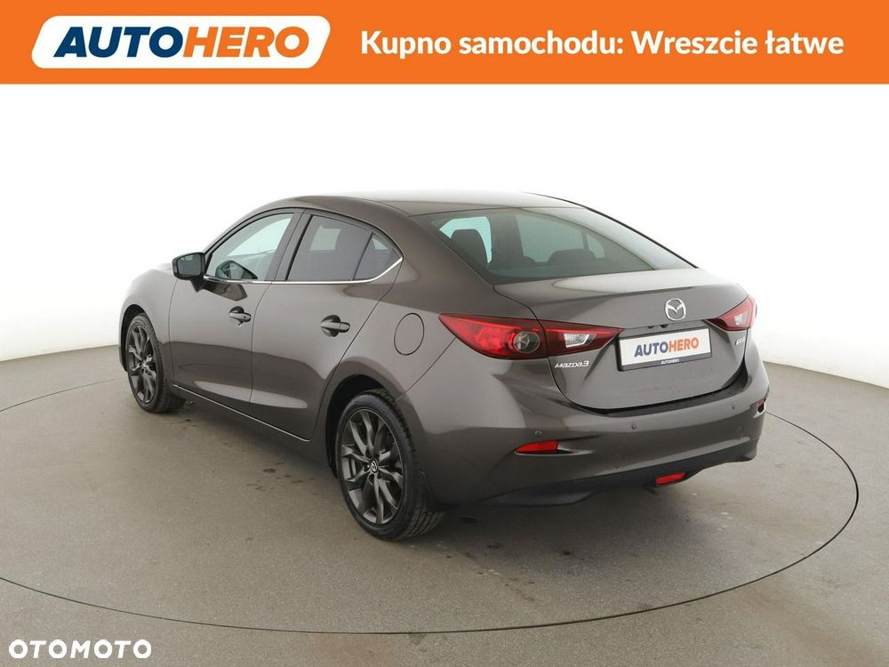 Mazda 3 - 5