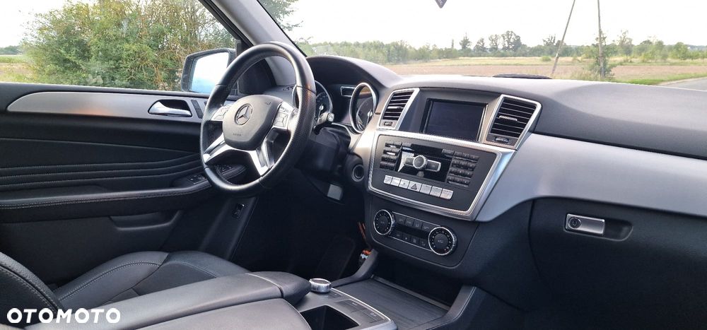 Mercedes-Benz ML 350 BlueTEC 4MATIC 7G-TRONIC - 8