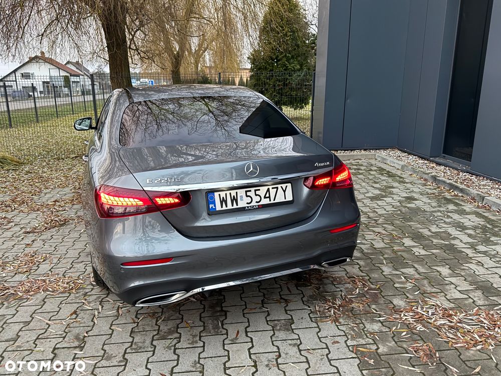 Mercedes-Benz Klasa E 220 d 4Matic 9G-TRONIC AMG Line - 11