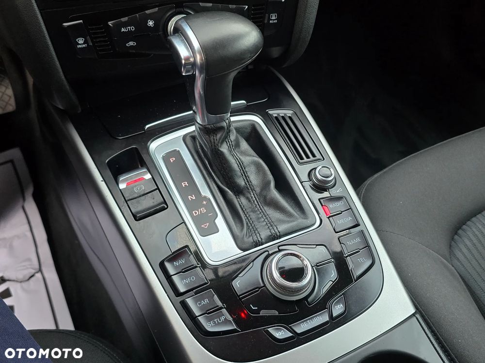 Audi A4 Avant - 30