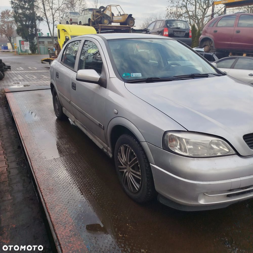 Opel Astra G  na części . - 3