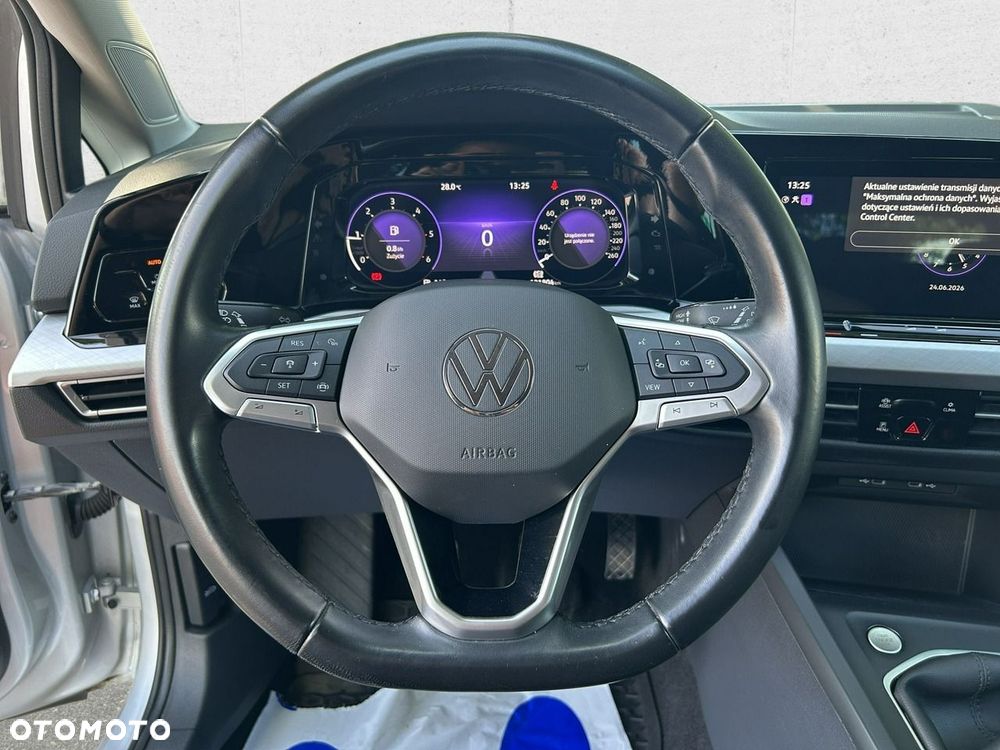 Volkswagen Golf - 16