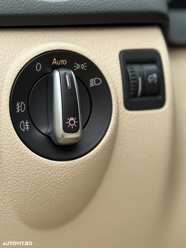 Volkswagen Tiguan 2.0 TDI SCR 4MOTION BlueMotion Technology DSG Lounge Sport & Style - 13